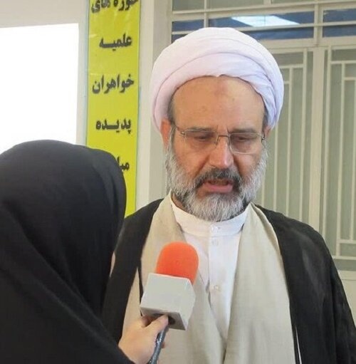 شرایط پذیرش سال تحصیلی ۱۴۰۴-۱۴۰۳ حوزه‌های علمیه خواهران کشور