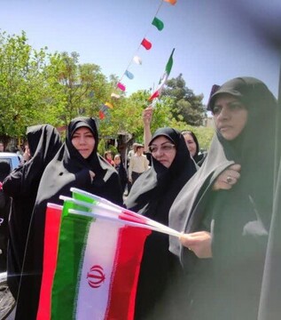 حضور طلاب موسسه آموزش عالی ریحانة الرسول ساوه در اجتماع بزرگ حامیان حمله به هیمنه رژیم منحوس اسرائیل