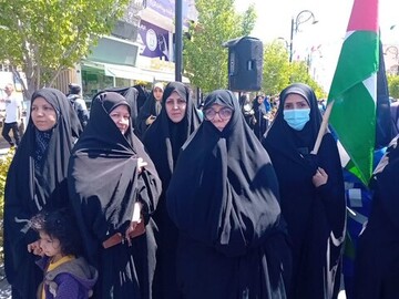 حضور طلاب موسسه آموزش عالی ریحانة الرسول ساوه در اجتماع بزرگ حامیان حمله به هیمنه رژیم منحوس اسرائیل