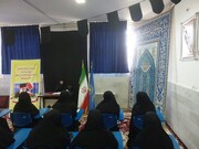 وظیفه طلاب، تبیین شاخص‌های فرد اصلح است