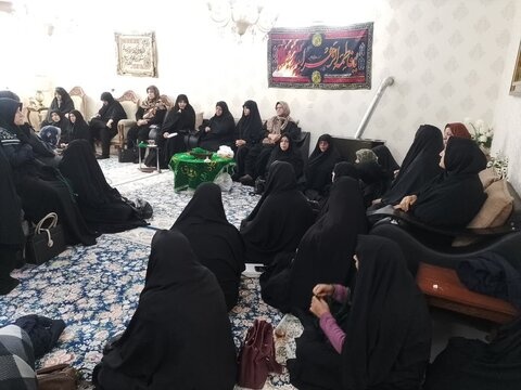 برگزاری اولین جلسه از طرح ترویج روضه‌های خانگی در اراک
