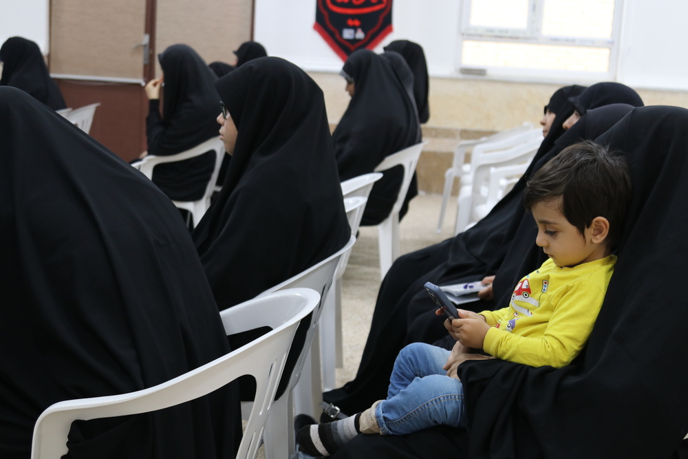 تصاویر/ جلسه درس اخلاق نماینده ولی فقیه در استان بوشهر در مدرسه علمیه خواهران بوشهر