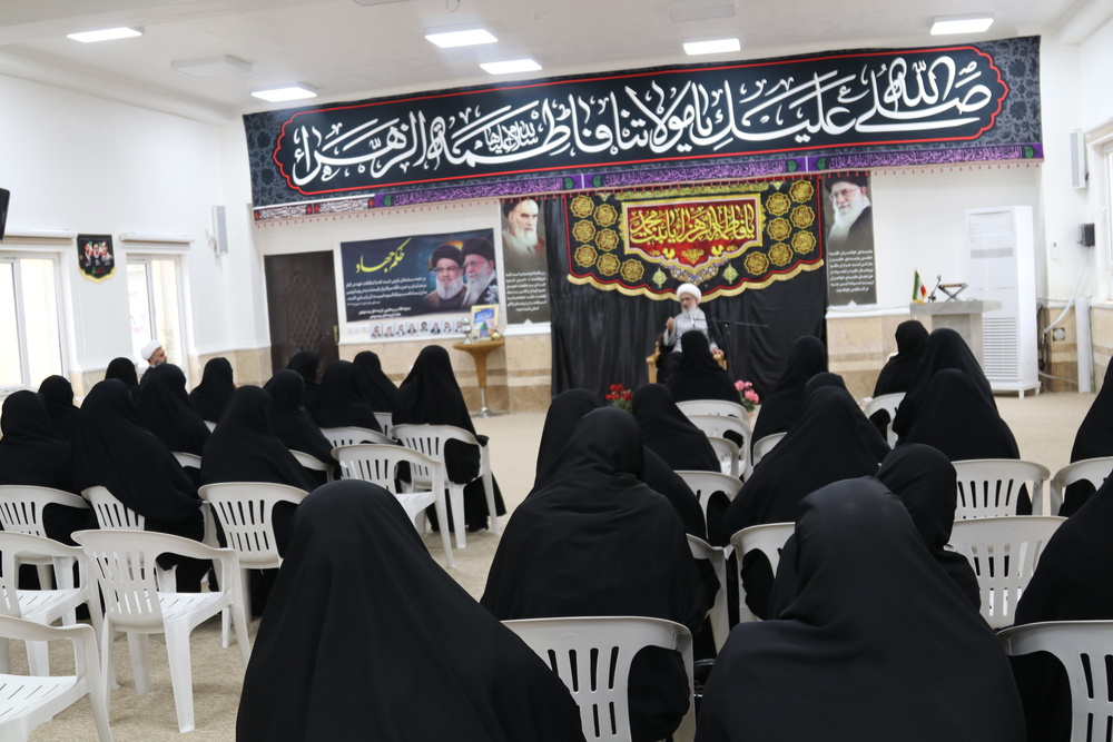 تصاویر/ جلسه درس اخلاق نماینده ولی فقیه در استان بوشهر در مدرسه علمیه خواهران بوشهر