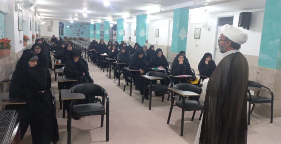  نشست بصیرتی پیرامون نقش ایران در محور مقاومت در شاهرود برگزار شد