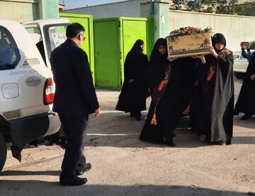 تصاویر / وداع با پیکر مطهر شهید گمنام در مدرسه علمیه خواهران برازجان