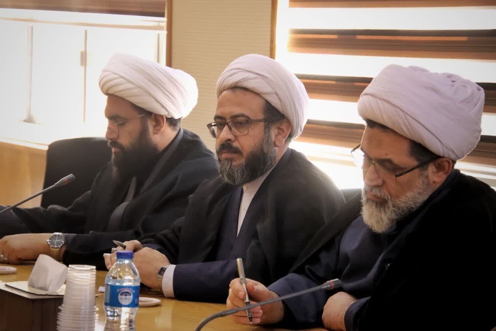 نشست هیات اندیشه ورز روحانیت استان