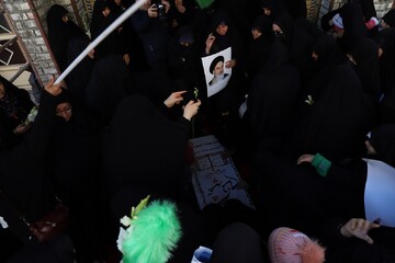 تصاویر/ تشییع و خاکسپاری شهید گمنام در مرکز مدیریت حوزه‌های علمیه خواهران