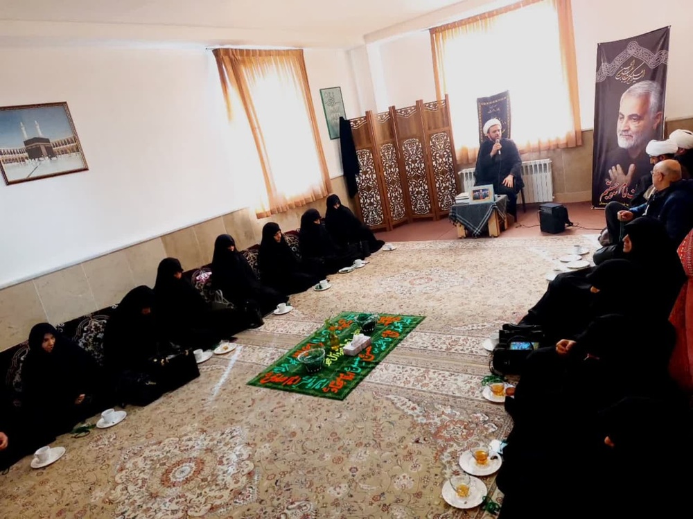 تصاویر / مجلس عزای مادر سادات حضرت زهرای مرضیه سلام‌الله‌علیها در مرکز مدیریت حوزه علمیه خواهران استان سمنان