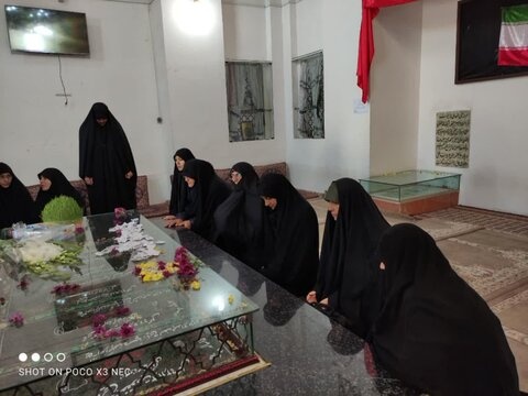 تصاویر / مراسم گلباران مزار شهدای گمنام در ساوه