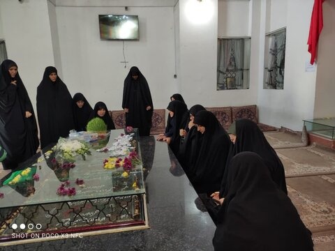 تصاویر/ مراسم گلباران مزار شهدای گمنام در ساوه