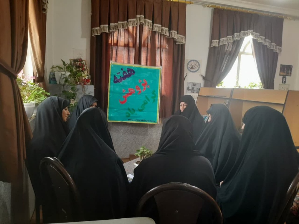 میزگرد پژوهشی با محوریت پژوهشگران "تعالی اندیشه" و اثربخشی علمی 
