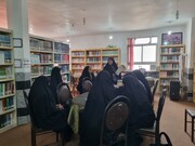 کلاس درس و معرفی کتب مرجع به طلاب ‌ ‌