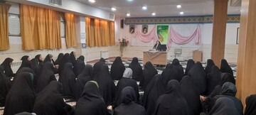 تصاویر/ تقدیر از فعالین پژوهشی مدرسه علمیه فاطمه الزهرا ساوه