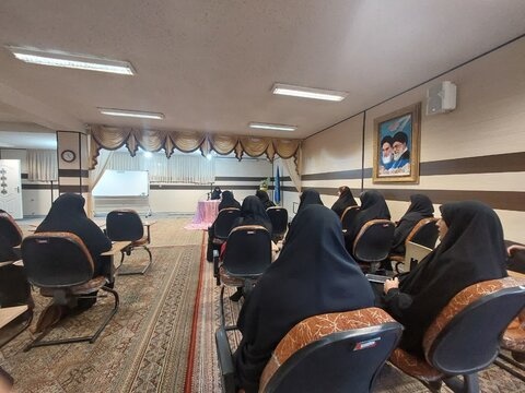 بررسی جایگاه والای حضرت زهرا (س) در اسلام