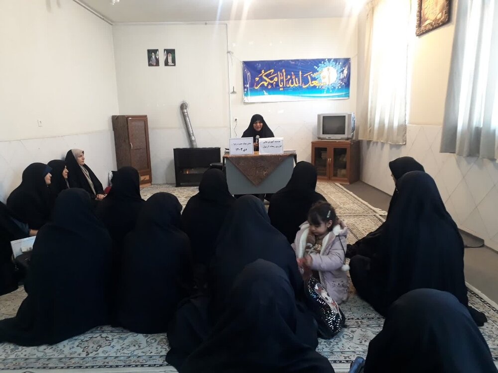 برگزاری جشن میلاد حضرت فاطمه زهرا (س) در مؤسسه آموزش عالی ریحانه الرسول (س) 