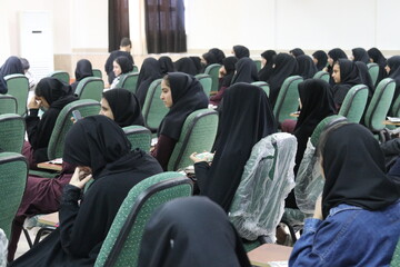 مراسم سالگرد شهید سلیمانی در مدرسه علمیه الزهرا س بوشهر