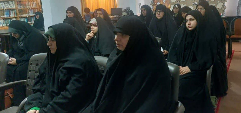 طلاب به دنبال ایجاد زمینه‌های گفتمان‌سازی باشند