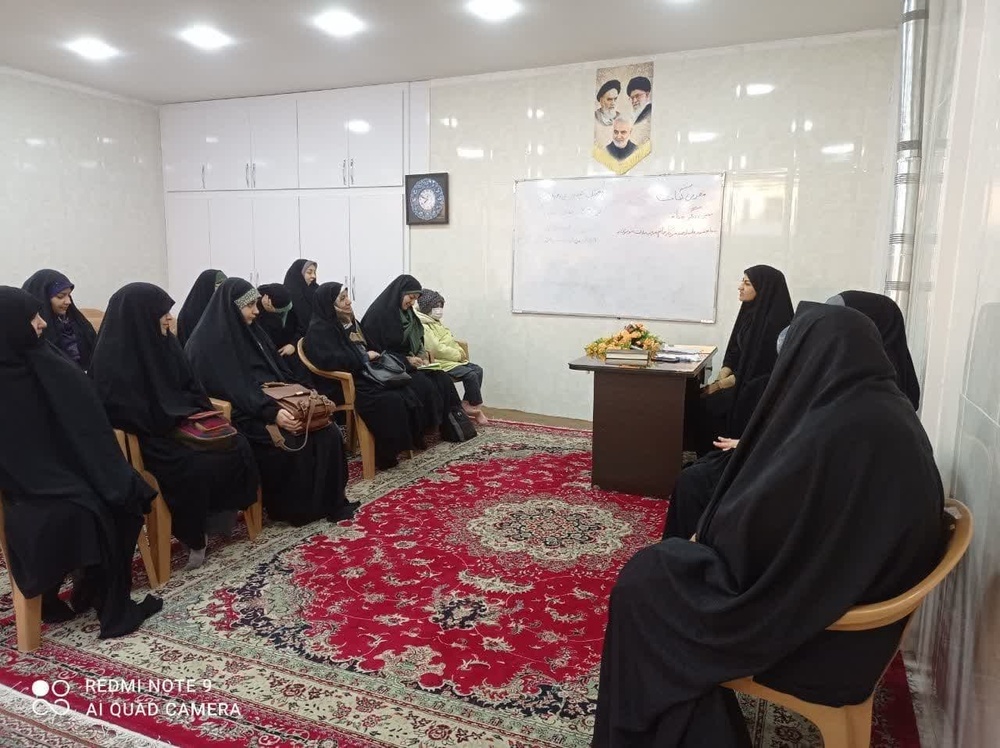 برگزاری همایش دانش‌آموختگان مدرسه علمیه زهراییه نجف‌آباد 