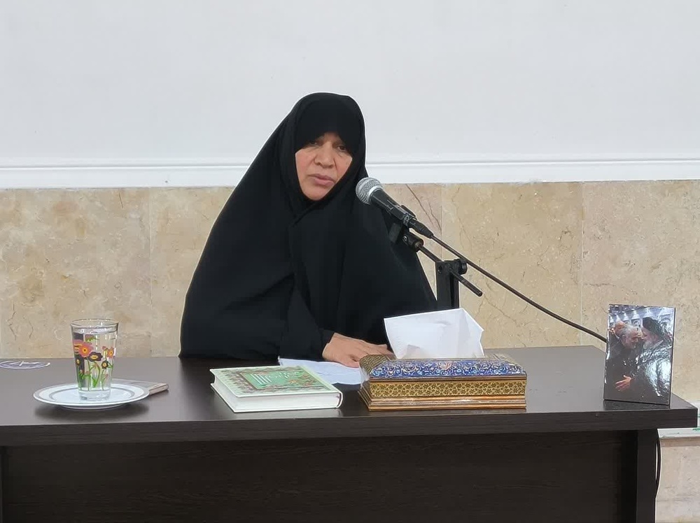 پیروزی ایران در جنگ با رهبری امام خمینی(رحمت الله علیه)