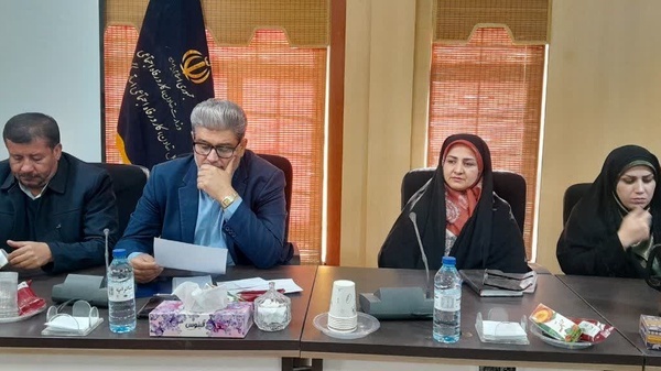 بانک‌ها در زمینه پرداخت تسهیلات به زنان کارآفرین همکاری کنند