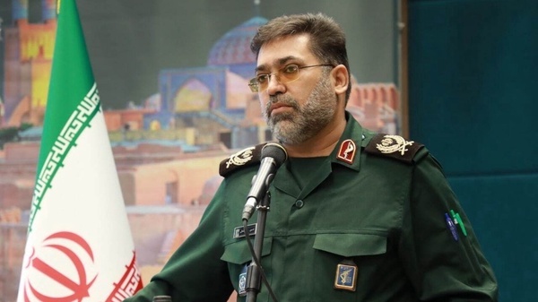 دشمن به‌دنبال تضعیف ایمان و هویت بانوان است