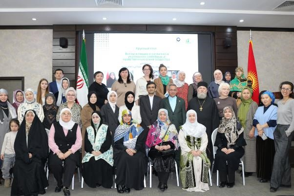«سهم زنان در توسعه و تحکیم بنیان‌های خانوادگی و اخلاقی جامعه» در قزاقستان بررسی شد