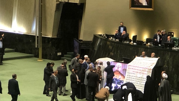 درخواست ٢٠٩ نماینده برای اجرای قانون عفاف و حجاب