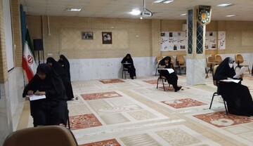 تصاویر/ برگزاری آزمون المپیاد علمی حوزه علمیه خواهران استان بوشهر