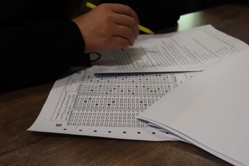 تصاویر/رقابت علمی ۱۵۰ طلبه برتر استان البرز در یازدهمین المپیاد علمی حوزه‌های علمیه خواهران