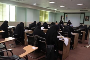 تصاویر/رقابت علمی ۱۵۰ طلبه برتر استان البرز در یازدهمین المپیاد علمی حوزه‌های علمیه خواهران