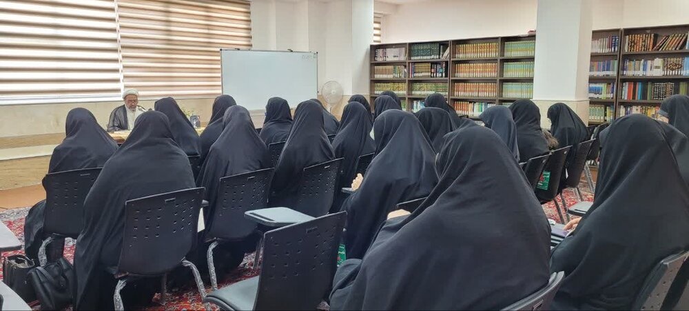 بررسی راهکارهای کمال از منظر امام محمدباقر(ع)