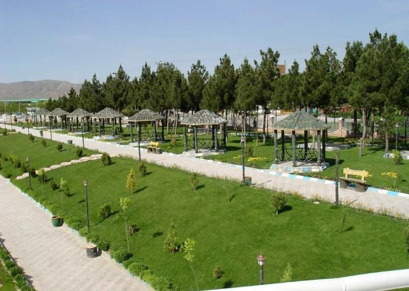 اختصاص ۴۰ هکتار بوستان به بانوان قم