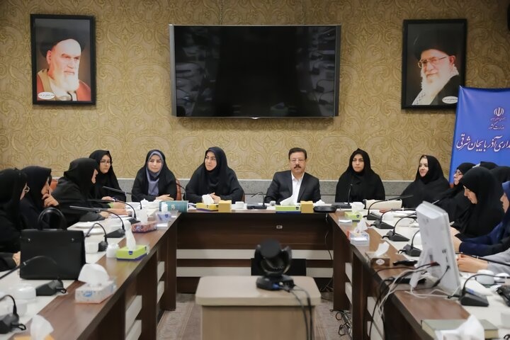 حضور زنان در عرصه‌های مدیریتی و اجتماعی ضروری است