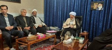 تصاویر/ بازدید مدیر و کادر حوزه علمیه خواهران استان مرکزی با نماینده ولی فقیه در استان