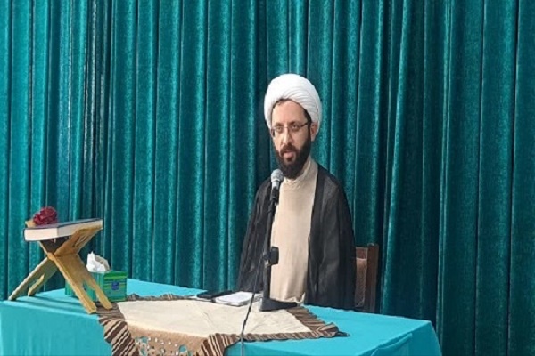 ارتباط صحیح با والدین انحرافات معنوی را ریشه‌کن می‌کند
