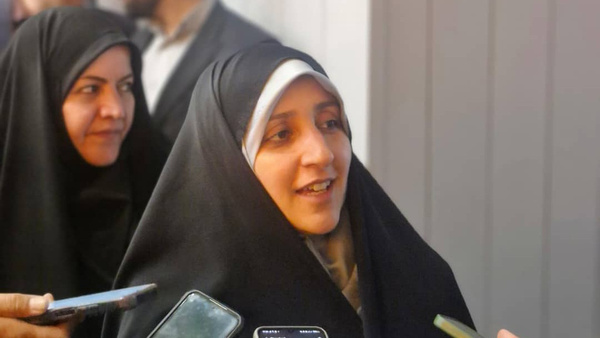 زنان ایرانی می توانند آینده‌ای نو برای کشور رقم بزنند