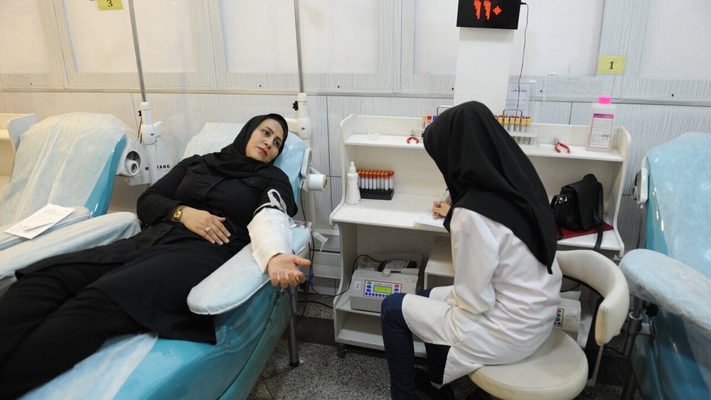 بانوان لرستانی پرچم‌دار اهدای خون کشور