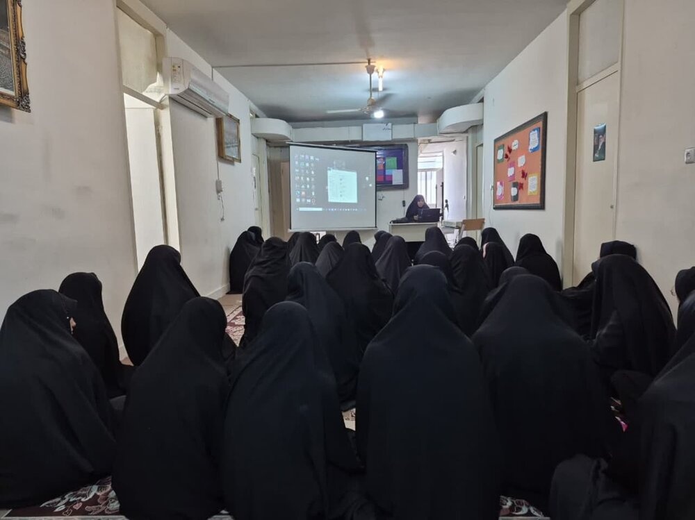 بررسی هویت جنسی و چالش‌های نوجوانان