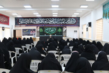 تصاویر/ مراسم شهادت امام صادق ع در مدرسه علمیه معصومیه بوشهر