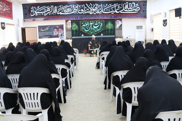 تصاویر/ مراسم شهادت امام صادق ع در مدرسه علمیه معصومیه بوشهر