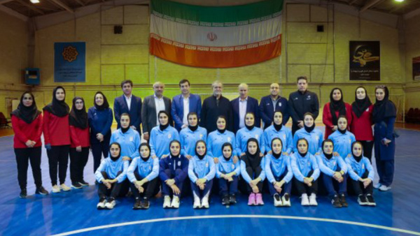 حضور رئیس جمهور در اردوی تیم ملی فوتسال بانوان