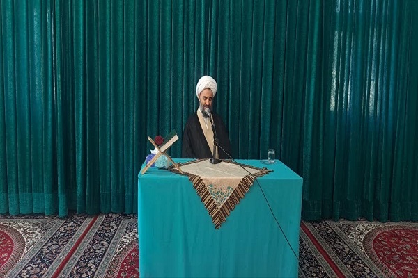 بانوان طلبه زندگی خود را در مسیر حکومت امام عصر(عج) پیش ببرند
