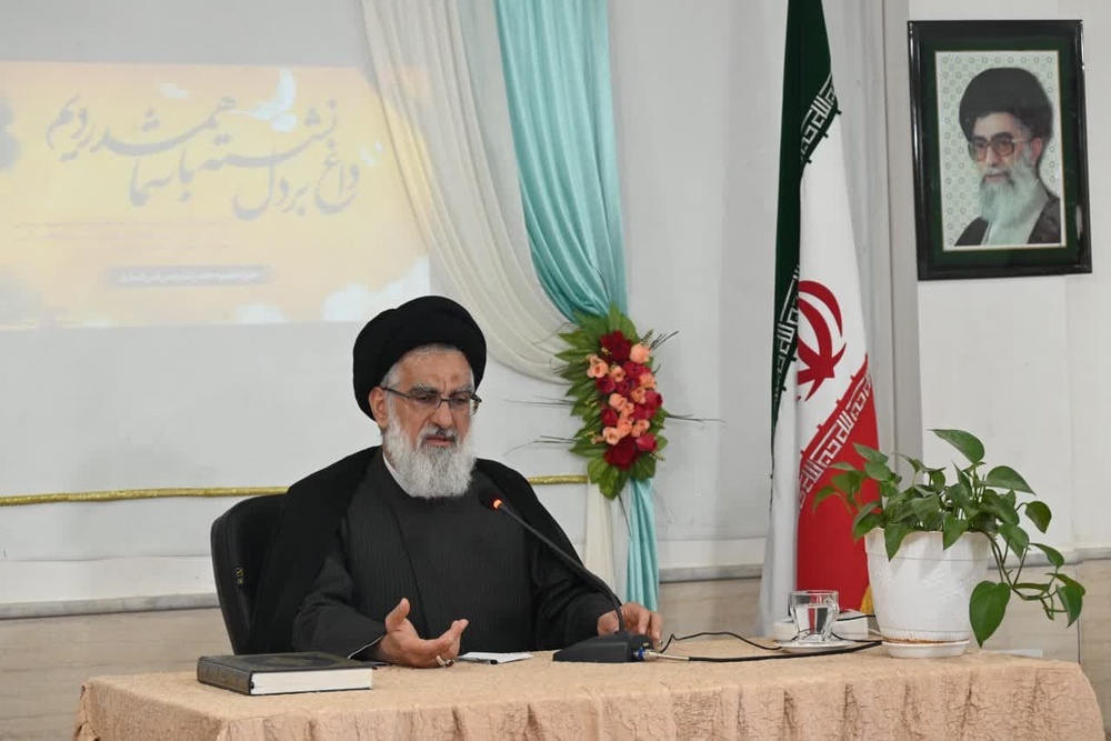 شاخص تعامل دینی حفظ یا ارتقا سطح ایمان مخاطب است