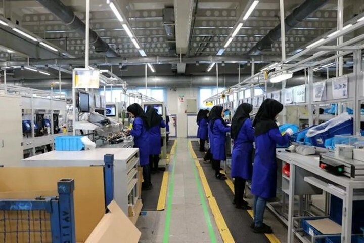 توسعه فرصت‌های اقتصادی زنان در اولویت است