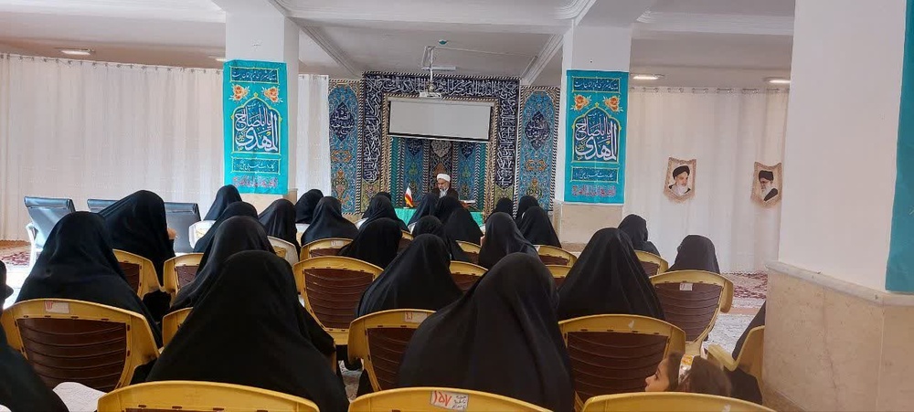 بررسی راه‌های تقرب الهی 