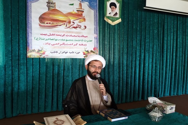 تبیین جایگاه تربیتی حوزه علمیه خواهران در پذیرش این نهاد اثرگذار است