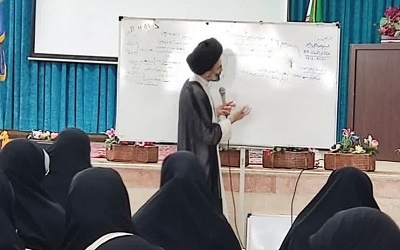 برگزاری گرامی‌داشت هفته معلم در مدرسه علمیه آران و بیدگل