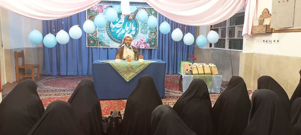 حوزه باید محاسن سخنان اهل بیت را استخراج و منتشر کند