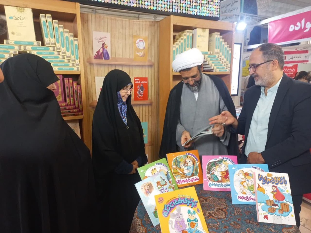 رونمایی از آثار کودک و نوجوان در غرفه نشر هاجر سی و ششمین نمایشگاه بین‌المللی کتاب تهران   