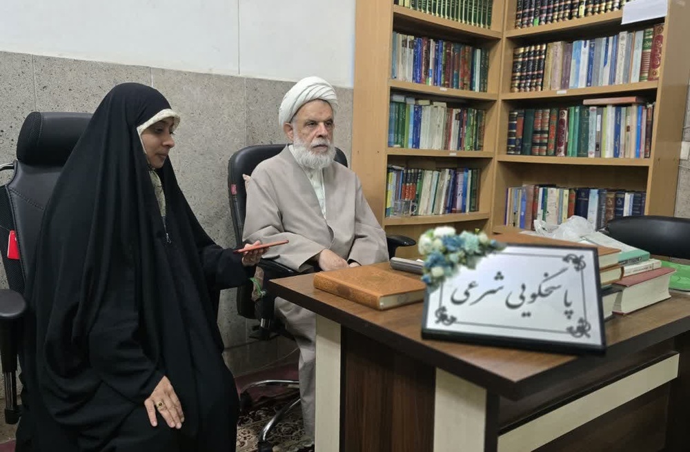 آیت‌الله بهجت(رحمت الله علیه) فقیه عارفی که عشق به اهل بیت(علیهم السلام) را در عمل معنا کرد 